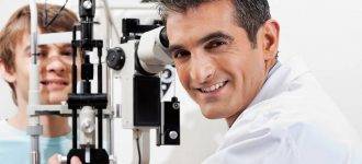 comprehensive eye exam and vision testing